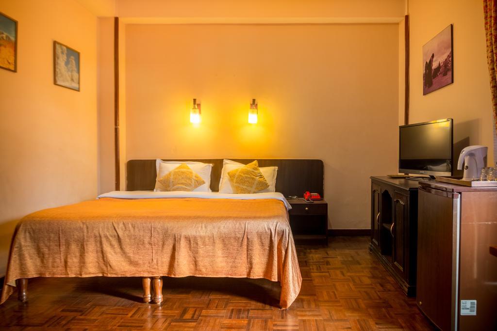 Hotel Excelsior Kathmandu Ngoại thất bức ảnh