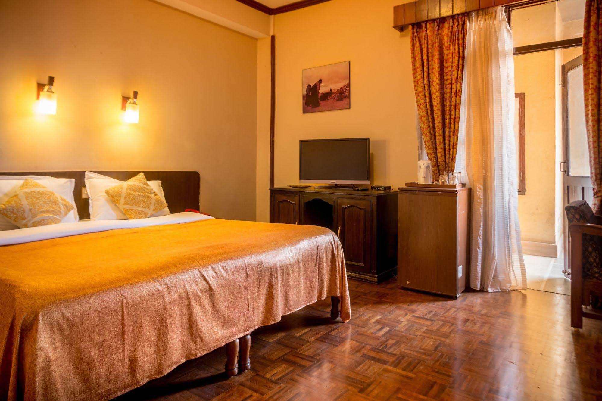 Hotel Excelsior Kathmandu Ngoại thất bức ảnh