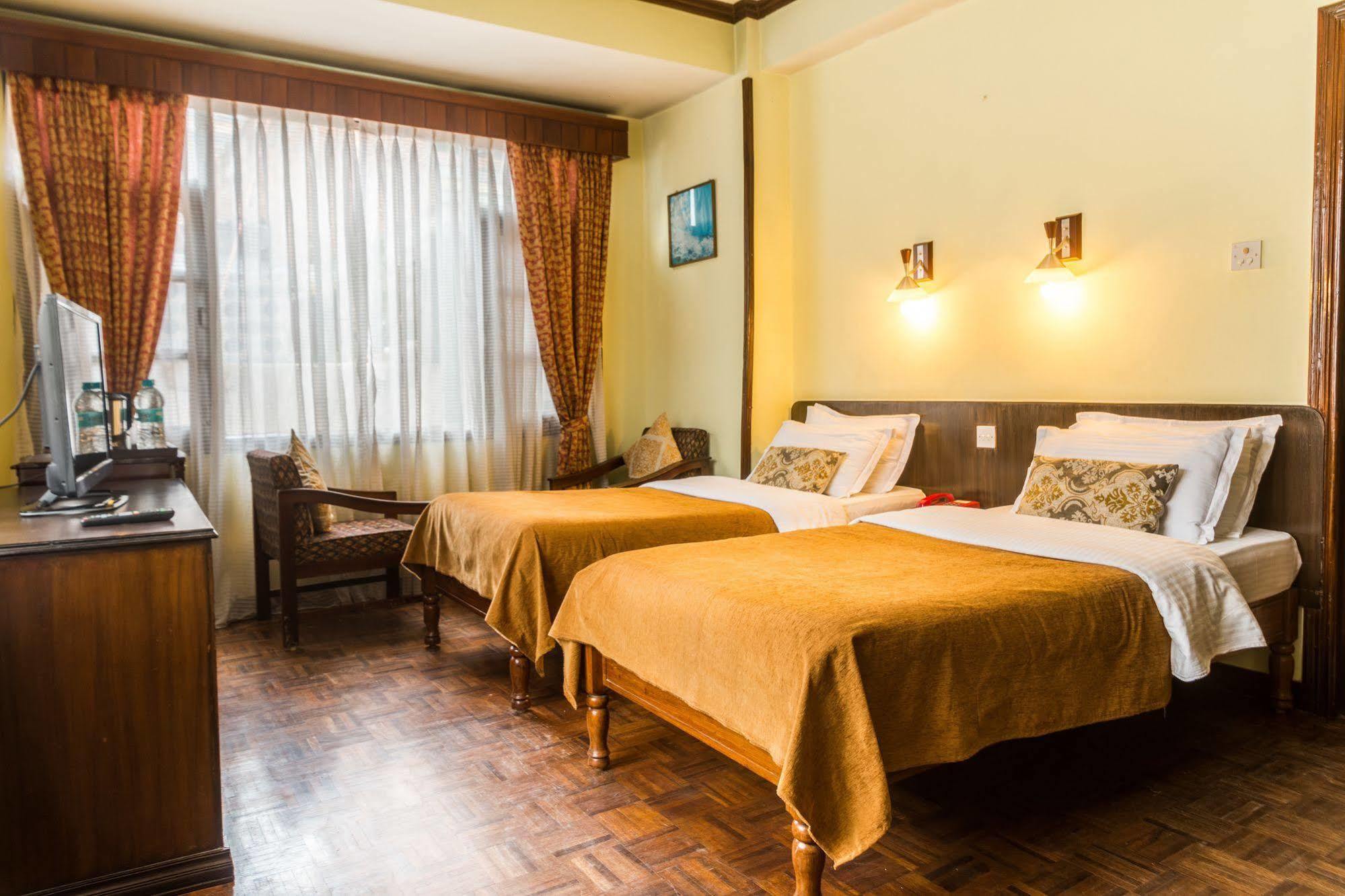 Hotel Excelsior Kathmandu Ngoại thất bức ảnh