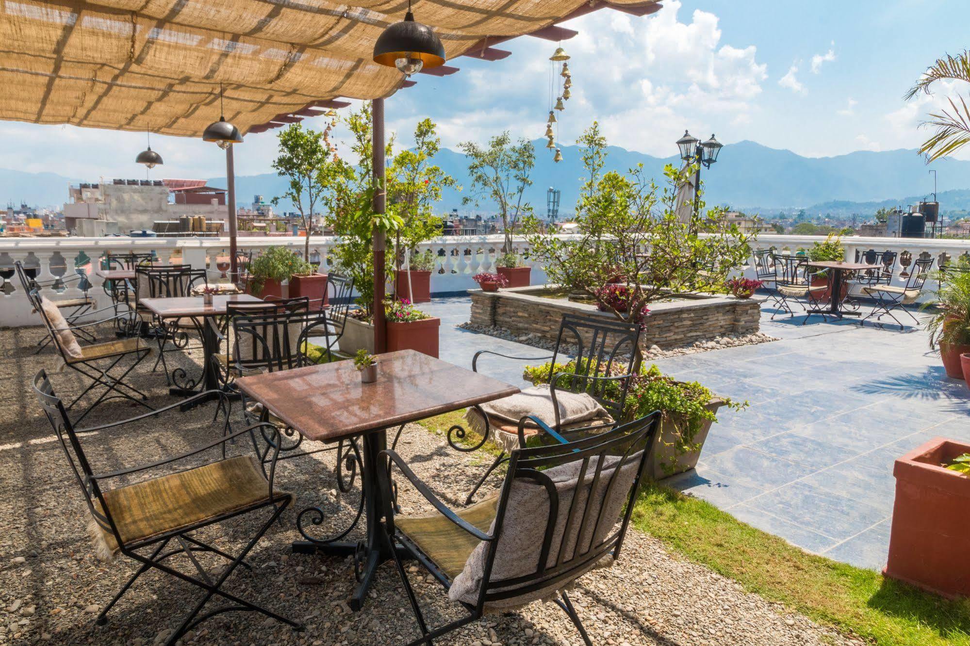 Hotel Excelsior Kathmandu Ngoại thất bức ảnh