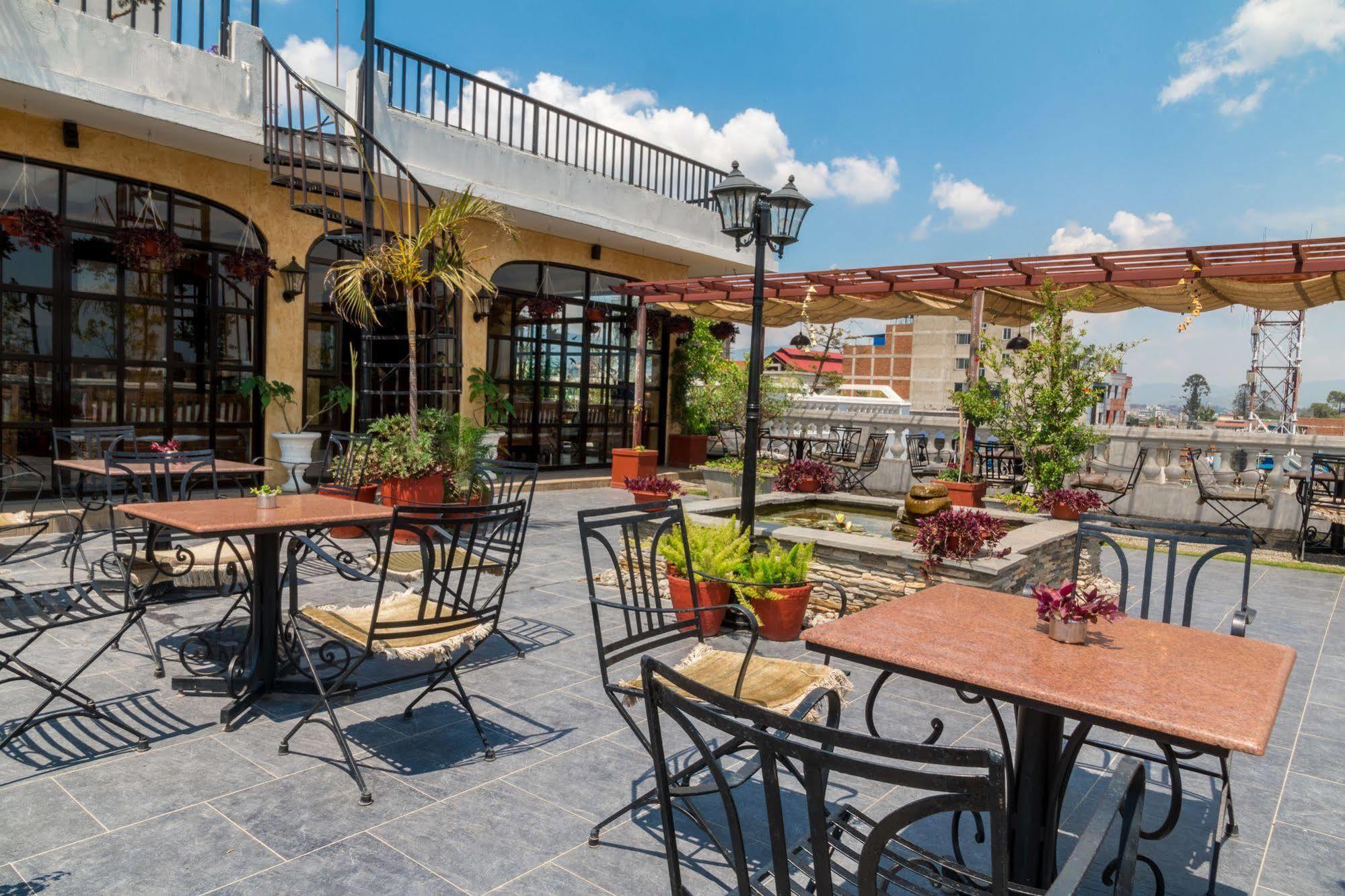 Hotel Excelsior Kathmandu Ngoại thất bức ảnh